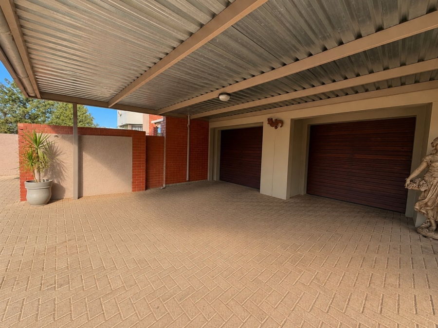 3 Bedroom Property for Sale in Universitas Free State
